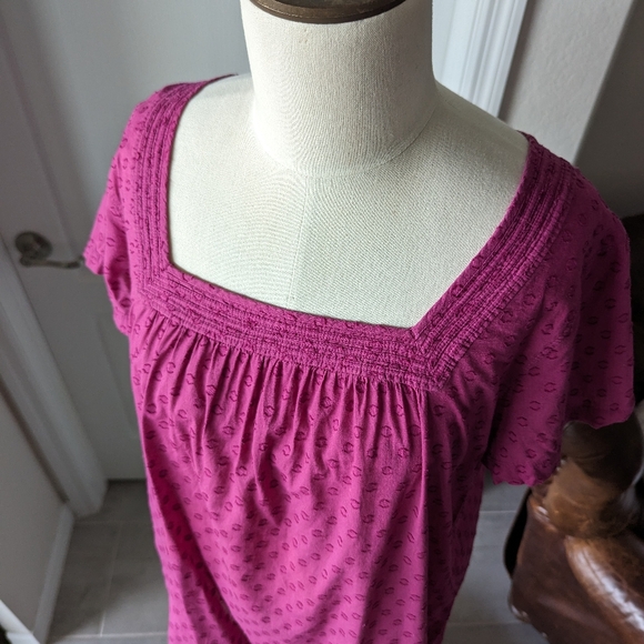 Izod Fuchsia Cotton Short Sleeve Cotton Blouse - Picture 2 of 6